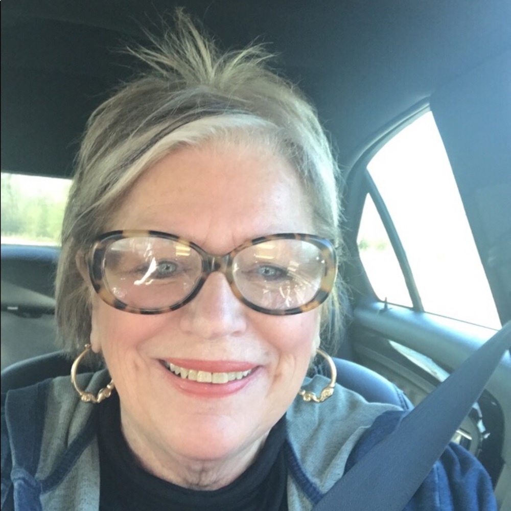 Meet your Posher, Linda